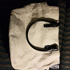 Barely used calvin klein purse